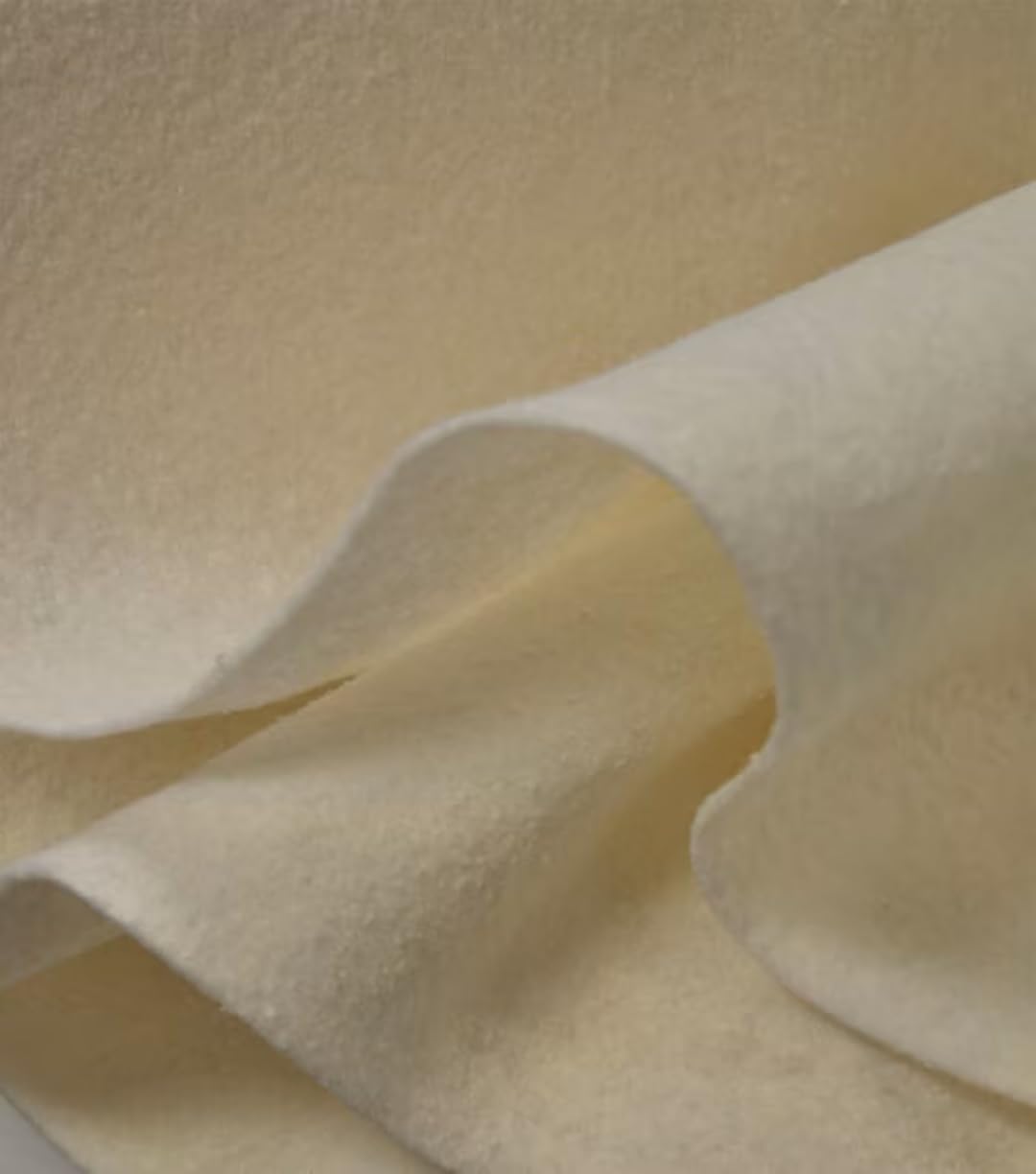 Heirloom Premium 80/20 Cotton/Poly Blend Batting -96" X 30 Yd Roll