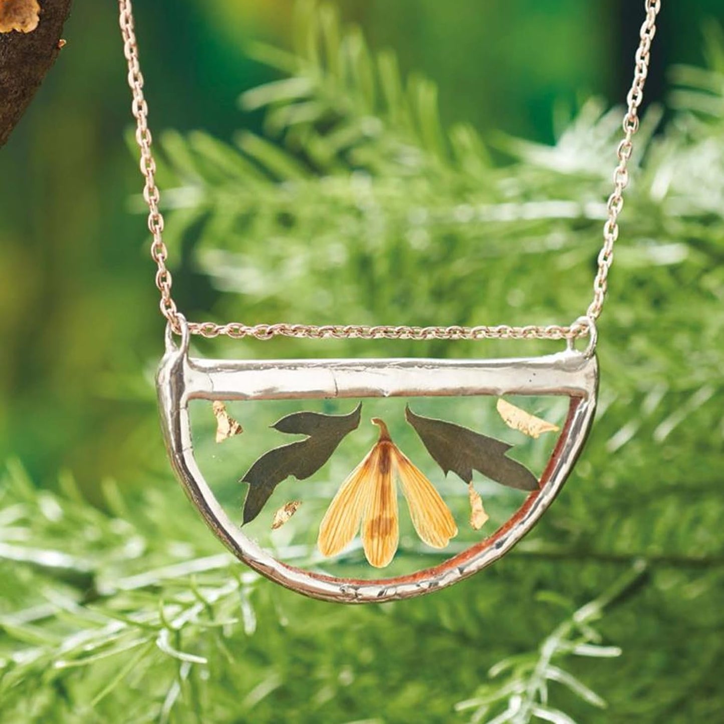 Leisure Arts Stained Glass for Beginniers Crafting Book