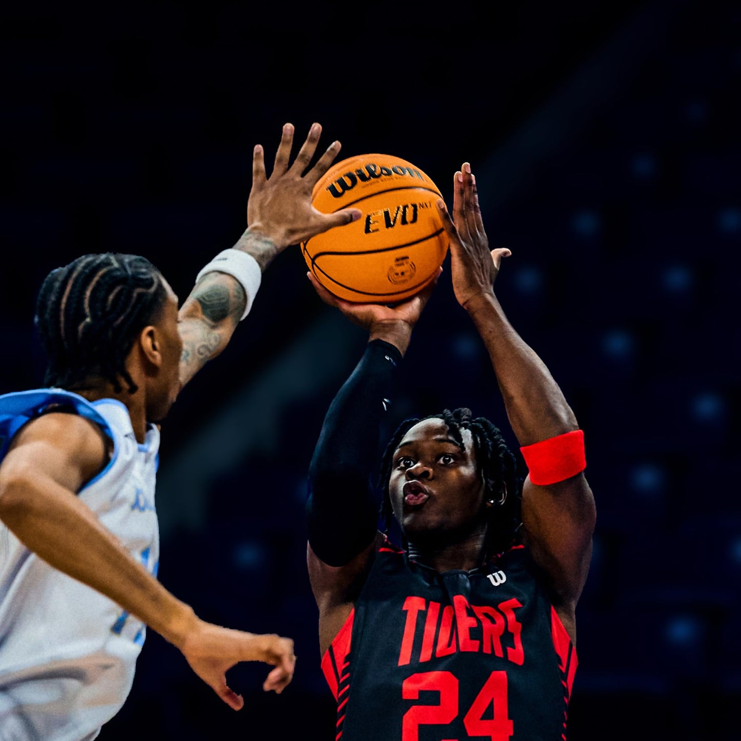 WILSON NCAA Evo NXT Indoor Game Basketball - Size 7 - 29.5"