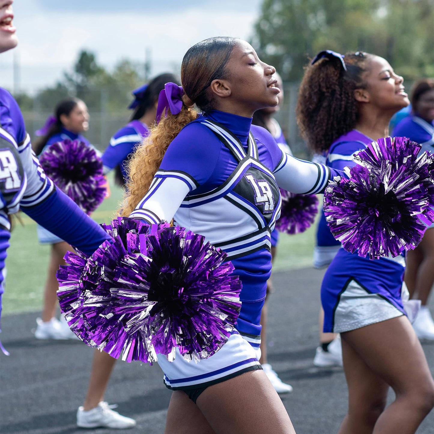 Cheerleading Pom Poms Bulk Metallic Foil Cheerleader with Baton Handle Plastic Ring